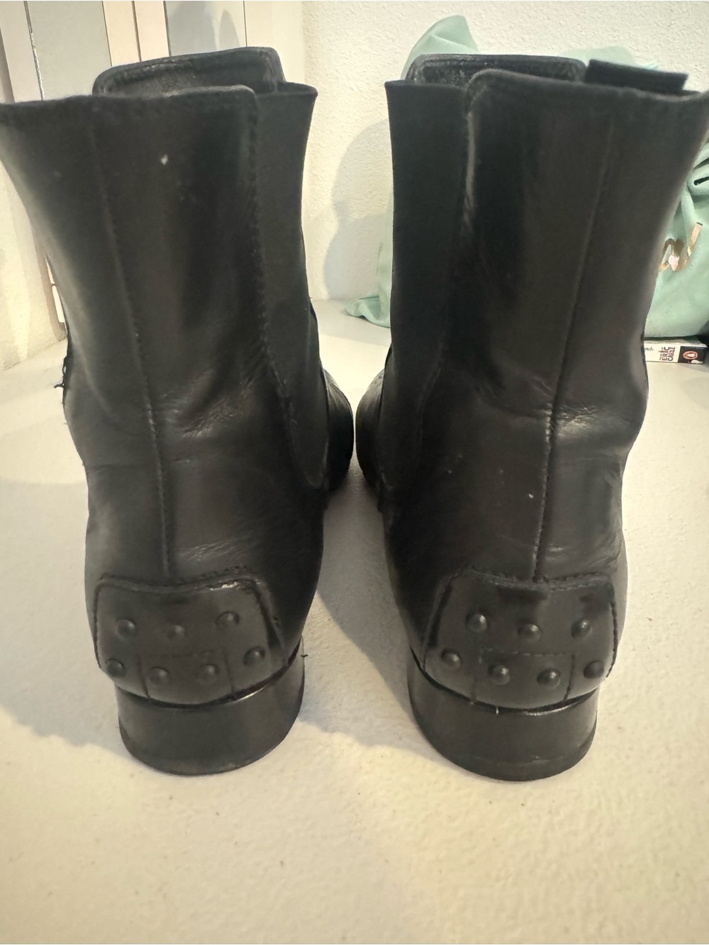 Tod’s Black Leather Chelsea Ankle Boots Size 36.5 - Picture 2 of 5